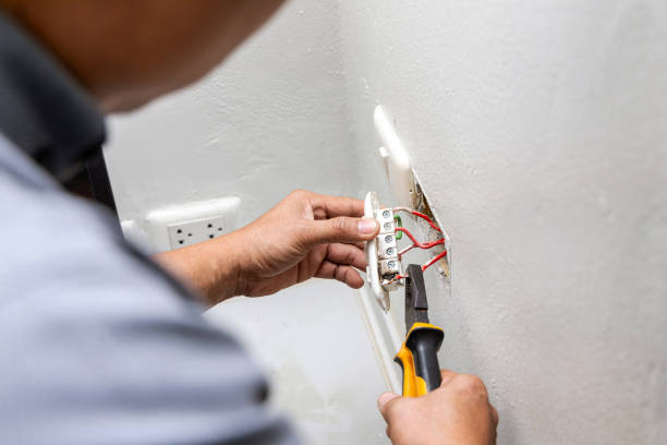Best Emergency Electrical Repair  in Alva, FL